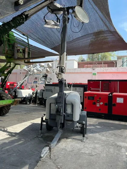 Torre De Iluminación Marca Wacker Neuson Modelo Ltn6l Haluro