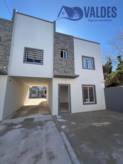Departamento En Venta En Mar Del Tuyú, A Una Cuadra Del Mar, Zona Centro