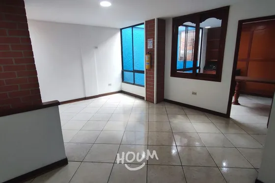 Casa En La Candelaria. 8 Habitaciones, 130 M², Id: 104719
