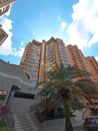 Apartamento En Venta La Trigaleña 288m2 4h/5b/3e, Gimnasio, Piscina, Salon De Fiesta Una De Las Mejores Zona De Valencia