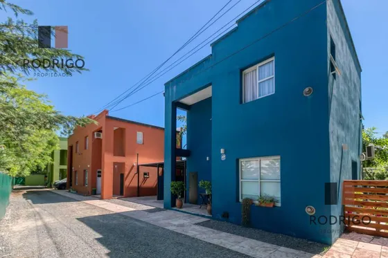 Dúplex En Venta En City Bell 24 E/ 459 Y 460