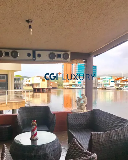 Cgi + Luxury Lecheria Ofrece En Venta En *casa Bote C*
