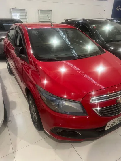 Chevrolet Onix 1.4 Lt 5p