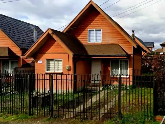 Se Vende Acogedora Casa En Valle Volcanes