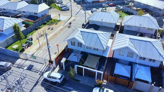Casa Practicamente Nueva En Barrio Seguro Y Familiar