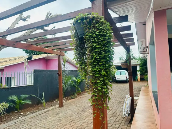 Casa 3 Quartos Banheiro Edícula Piscina