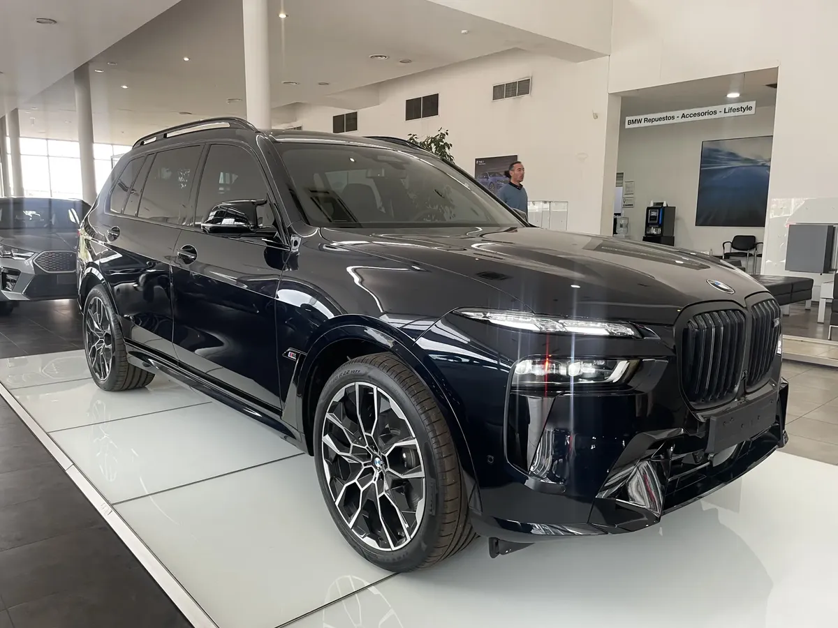 Bmw X7 4.4 V8 M60i Xdrive 530cv