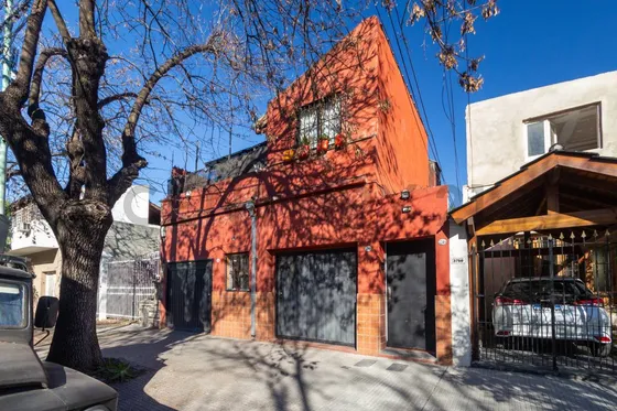 Venta Ph 4 Ambientes Con Area De Escritorio, Patio Y Terraza En Agronomia