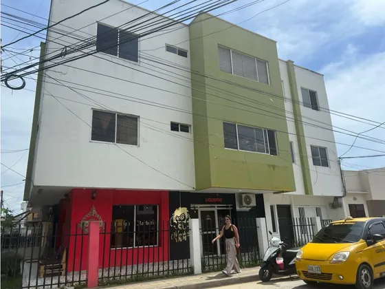  Edificio De 3 Pisos En Venta En Monteria, Barrio El Amparo