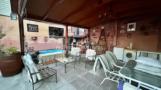Gran Casa Con Amplio Patio 