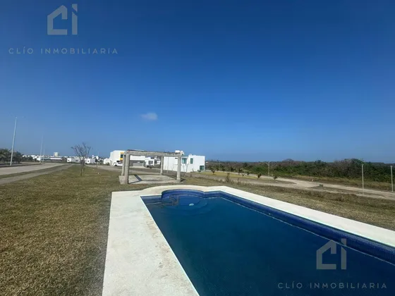 Terreno En Venta En Fraccionamiento Real Mandinga, Alvarado, Veracruz, De 308 M² Junto A Área Verde Y Alberca