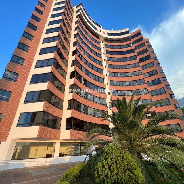 Te Ofrecemos Apartamento En En Venta Ubicado En La Llanada - Estado La Guaira Ref 007 - 538