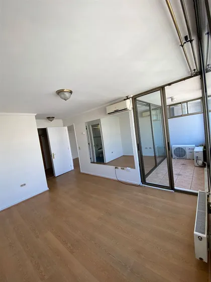 Departamento En Arriendo De 1 Dorm. En Santiago