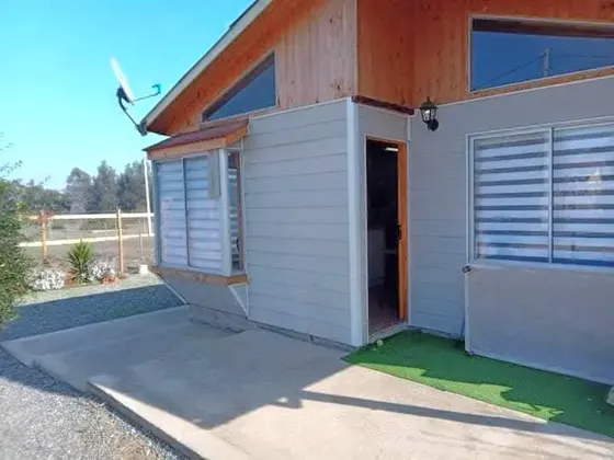 Se Vende Hermosa Casa Con Piscina. En El Totoral. El Quisco.