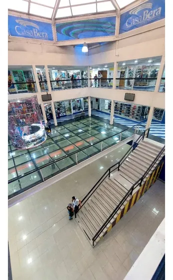 En Venta Local  centro  comercial Casa Bera