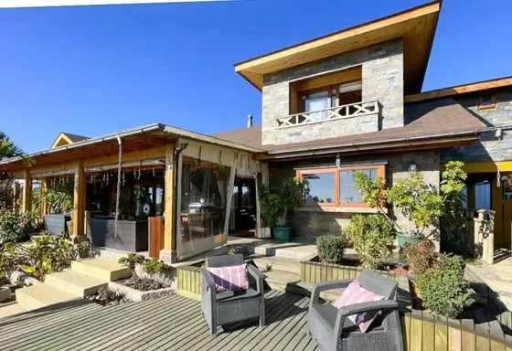 Exclusiva Parcela Con Casa De 220 M², Piscina Y Quincho