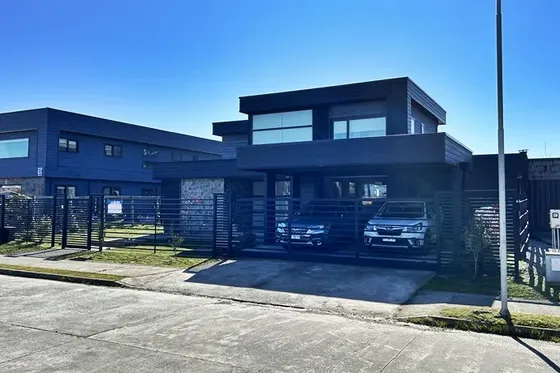 Casa Magnífica En Barrio Centenario