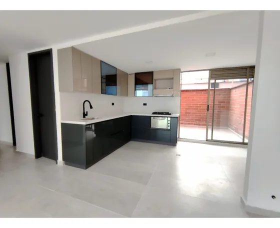 Apartamento Para La Venta En Conquistadores