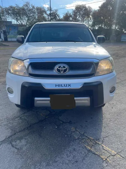Toyota Hilux Pick-up 2.5 Cab Doble 4x2