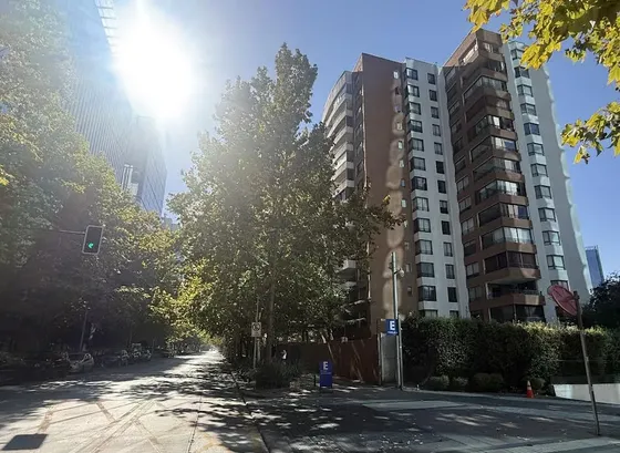 Lindo Depto Area Financiera / Cerro El Plomo-rosario Norte