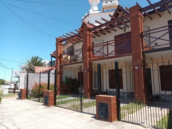 086 Triplex Zona Centro , ( 30 Mts Del Mar )