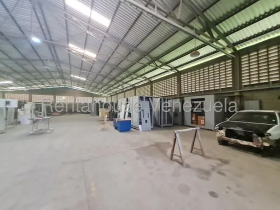 Maritza Lucena Tiene Conjunto De Galpones En Venta, En Zona Industrial Iii De Barquisimeto, Áreas De Oficinas, Ideal Para Comenzar Tu Empresa, Tanque De Agua, Y Luz Trifásica.