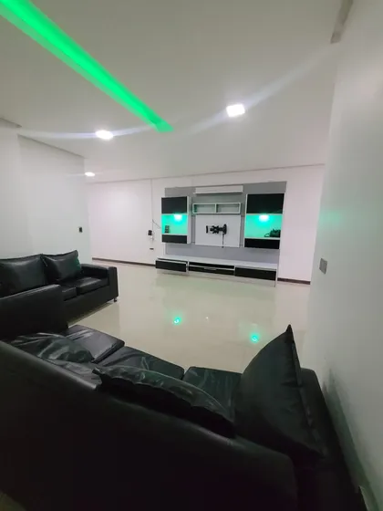 En Venta Edificio Comercial, 598m2, Galpón, Apto Y Terraza.