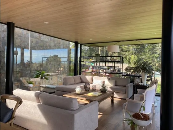 Casa Para Arriendo En Medellín Alto De Palmas 