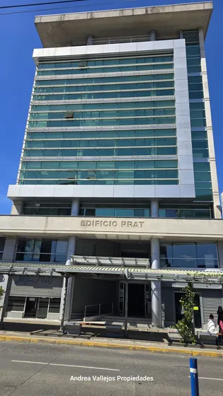Venta De Oficina Espectacular En Edificio Prat