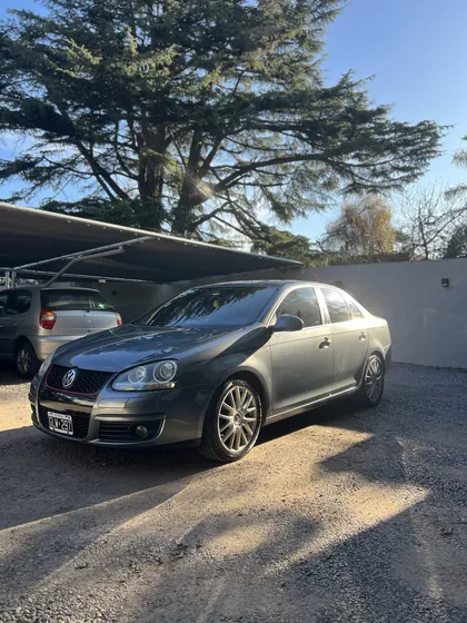 Volkswagen Vento 2.0 I Elegance Wood