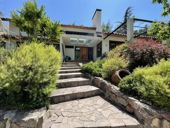 Casa En Venta En Lo Barnechea Arrayan
