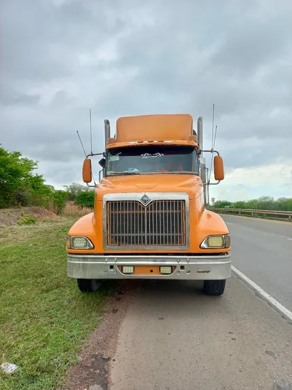 International Eagle 9400