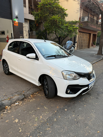 Toyota Etios 1.5 Xls At Toyota Etios 1.5 Xls At