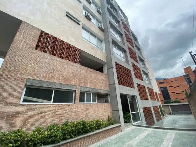 Alquiler / Apartamento/ La Castellana/ Nuevo/ 3 Habt/ 3 Baños/ 2 Puestos De Estacionamiento+visitantes/ Canon Ref:2.500
