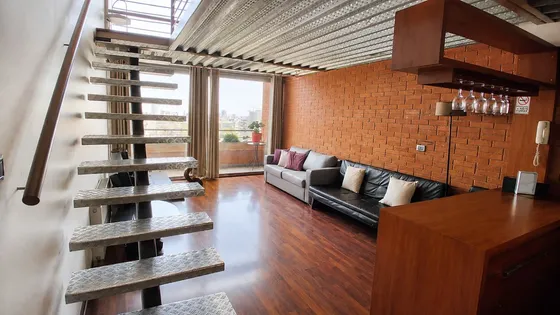 Loft Metro Manuel Montt. Apto Airbnb