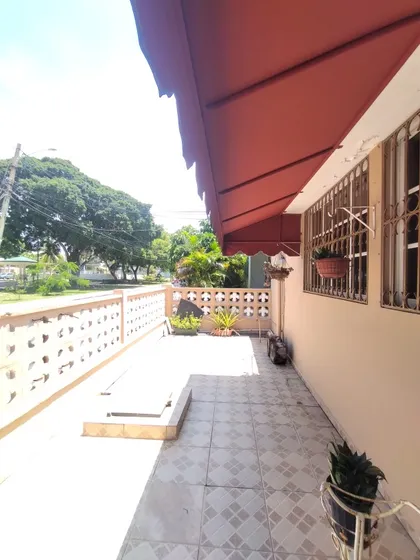 Venta De Casa En La Av. Independencia,miramar Rd$12,499,000