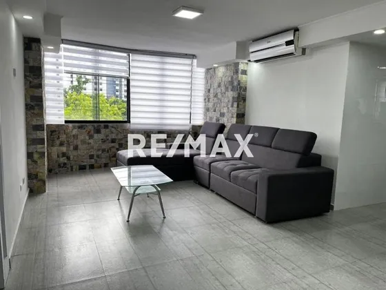 Apartamento En La Urbanizacion La Soledad