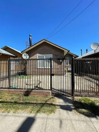 Casa En Venta De 2 Dorm. En Ovejería Alto Osorno