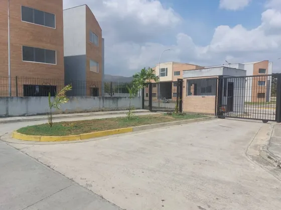 Emili Ofrece En Venta Apartamento Tipo Estudio San Diego 
