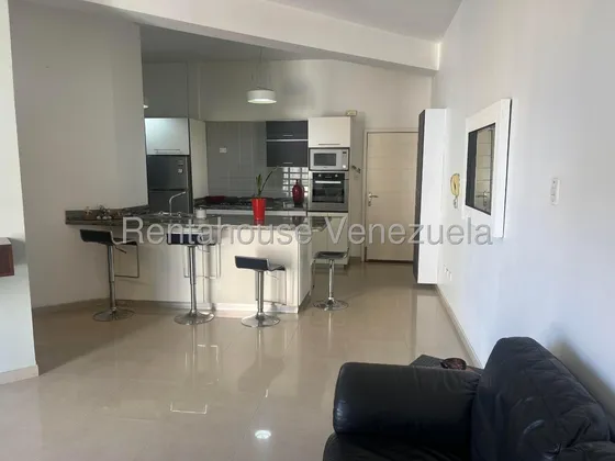 Daniela Linarez Vende Apartamentos Tipo Estudio En El Triangulo Del Este Exclusivo Con Acabados De Primera Cuenta Con 67m2 Vigilancia Las 24 Horas Contáctanos