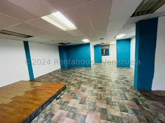 Local Comercial En Alquiler En Zona Centro Este Codi 25 1614, Con Aire Integral, Comunicate Soy Gabi Irastorza.