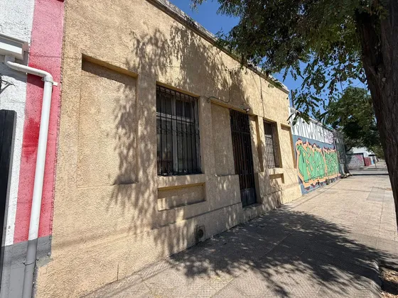 Casa A Remodelar, Gran Terreno, Ideal Para Inversionistas