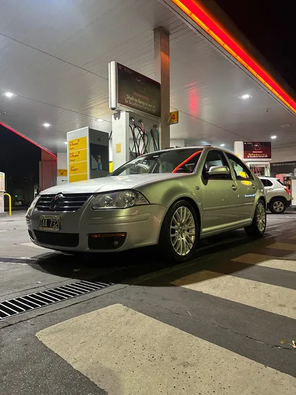 Volkswagen Bora 1.8 Highline T 180cv