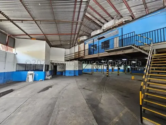 Galpón De Gran Estructura En Venta - Urb. La California Norte