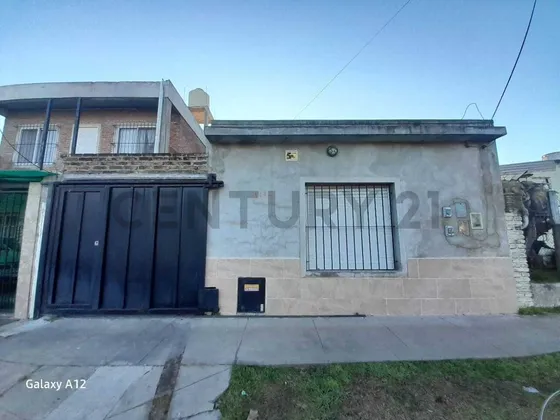 Venta Casa 3 Ambientes Gran Bourg Apta Credito