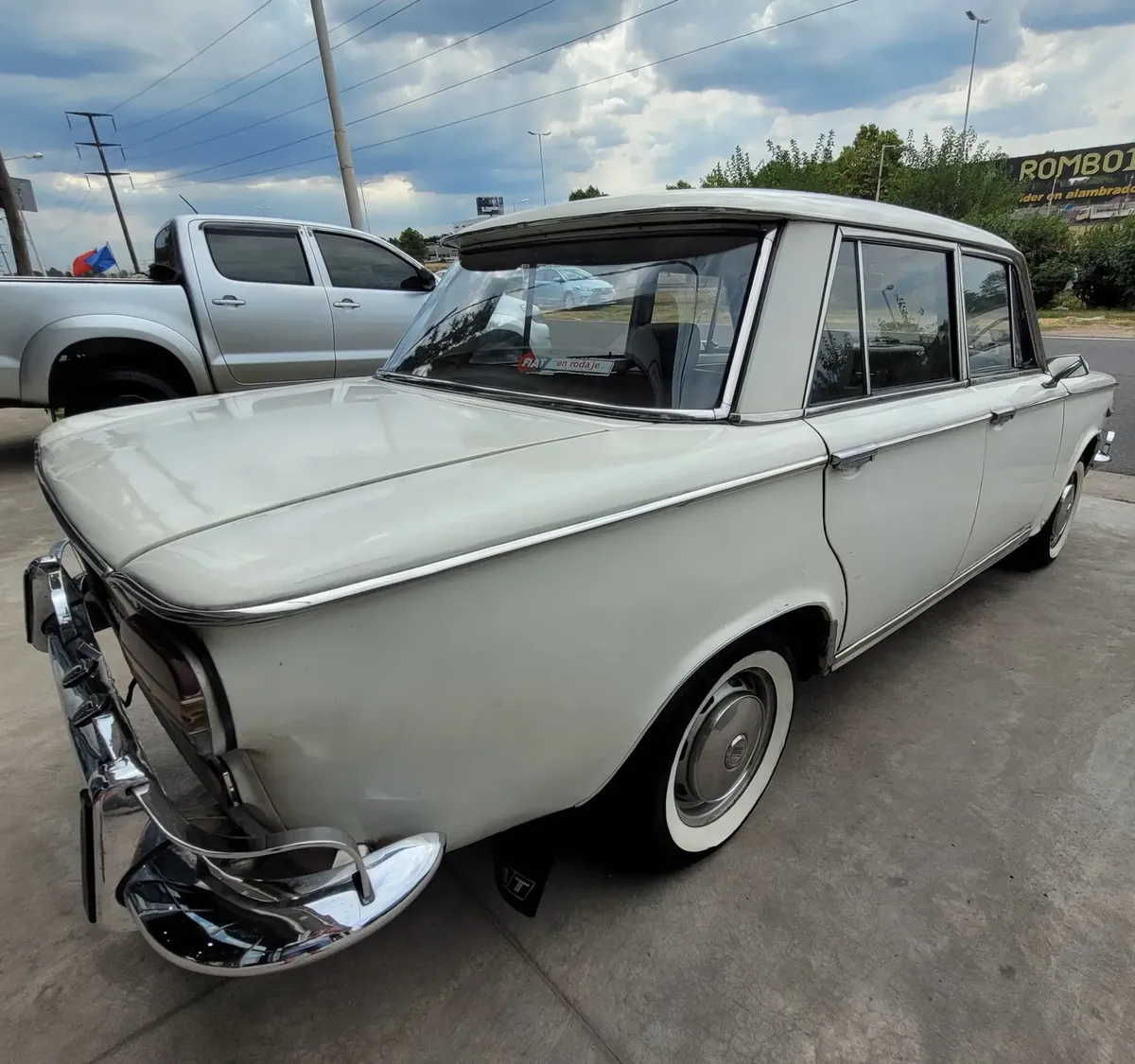 Fiat 1500 1.54166096379818905616