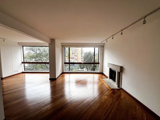 Apartamento En Arriendo En Santa Ana Oriental-usaquén. Cod A2340