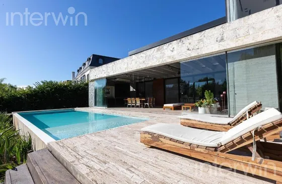 Casa En  Nordelta - 6 Amb Con Cochera Y Pileta -  El Yatch - Venta