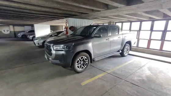5 Cocheras, Recoleta, Pb, 1er Piso. Grandes, Excelente Ubicación!