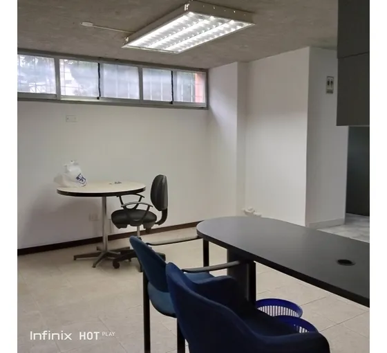 Se Vende Local 130m2 El Marqués 5831